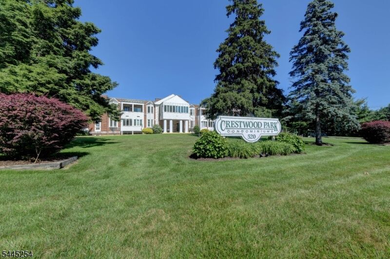 Property Photo:  520 Turnpike C221  NJ 07444 