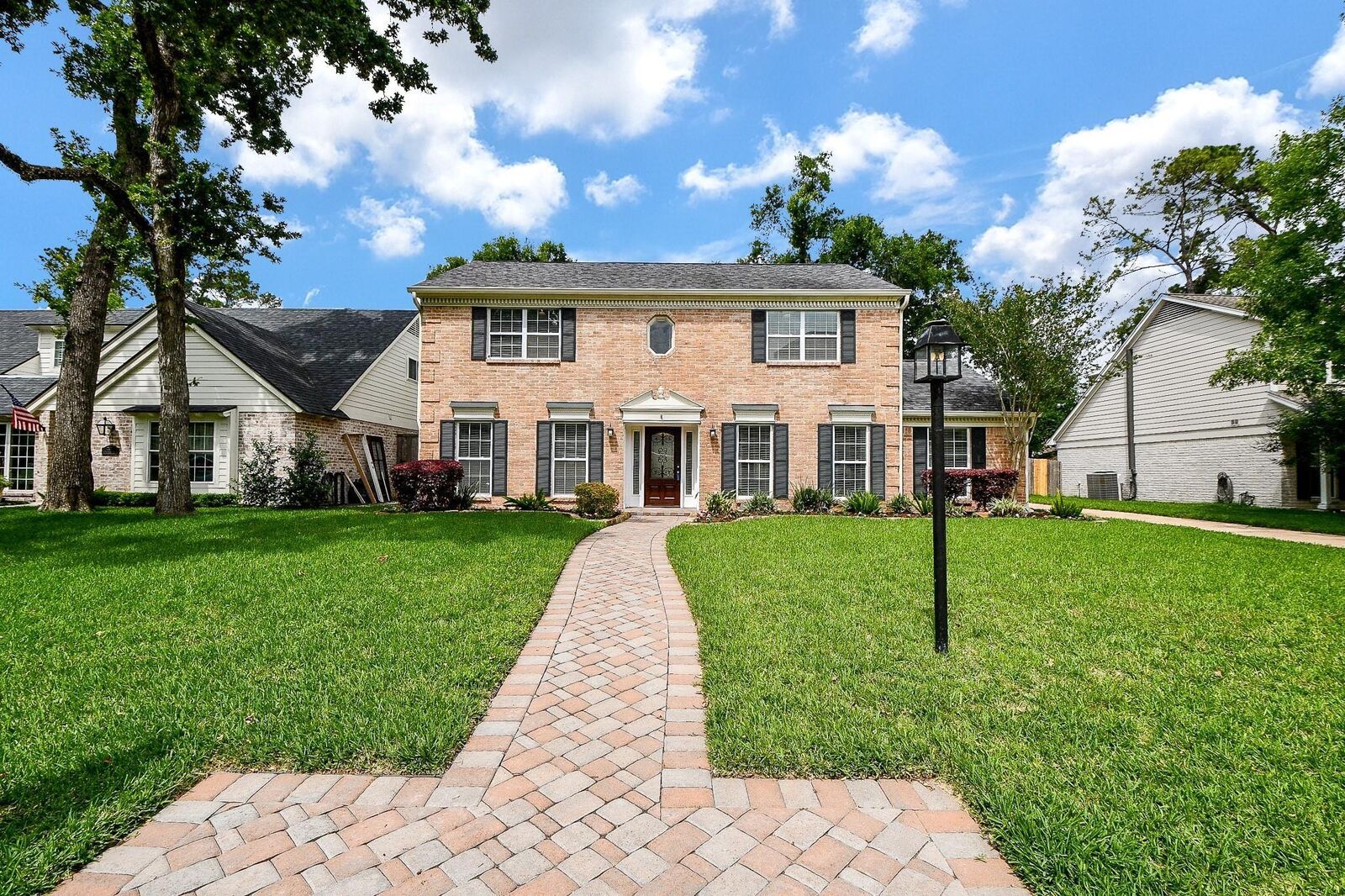 Property Photo:  707 Thistlewood Drive  TX 77079 