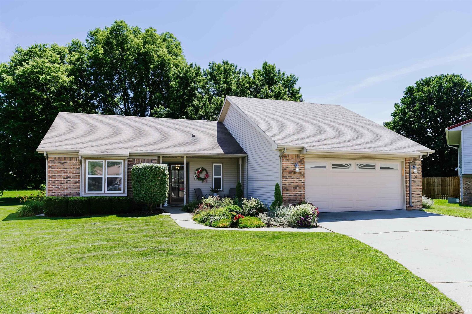 Property Photo:  2006 Bedford Court  IN 46750-4506 