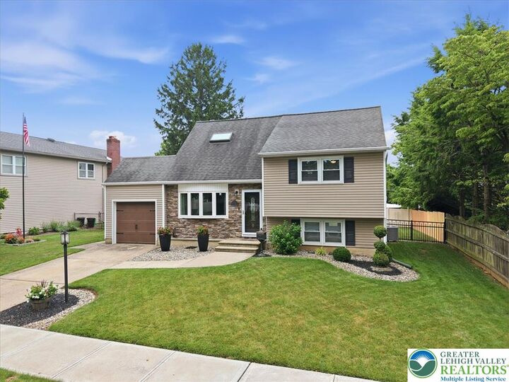Property Photo:  1928 Woodbury Road  PA 18017 