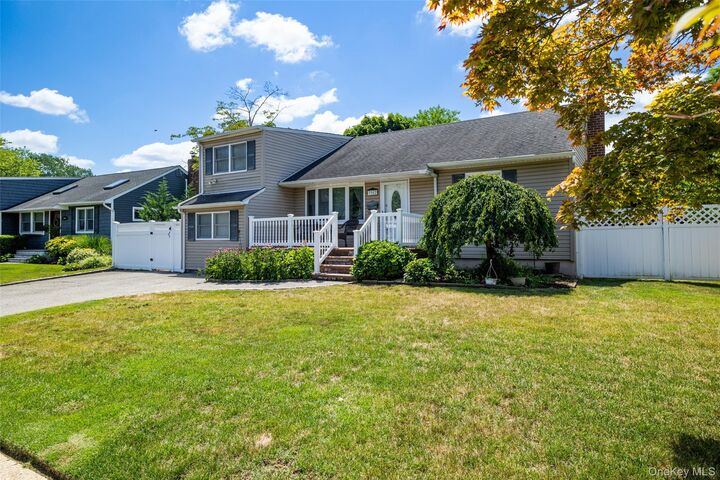 Property Photo: 3902 Clove Court NY 11783