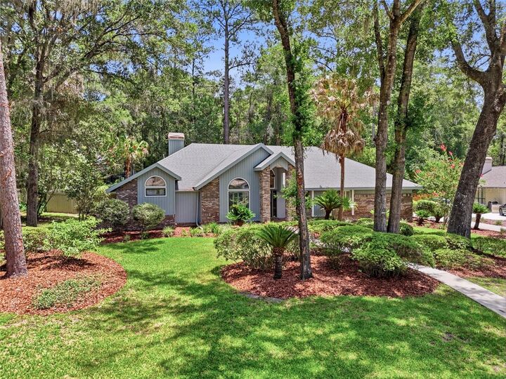 Property Photo: 8959 SW 44th Lane FL 32608