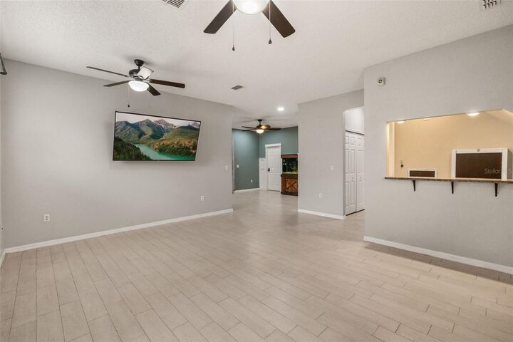Property Photo:  123 Bluff Pass Drive  FL 32726 