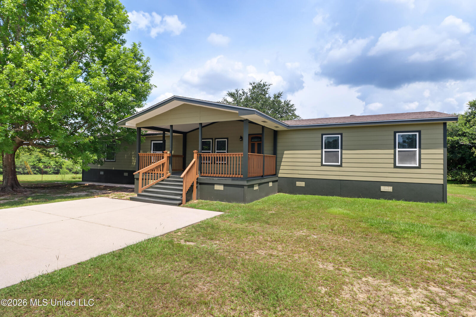 Property Photo: 22096 Lorene Road MS 39503