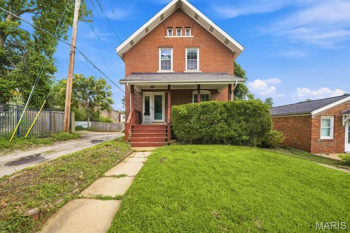 Property Photo:  6941 Dale Avenue  MO 63139 