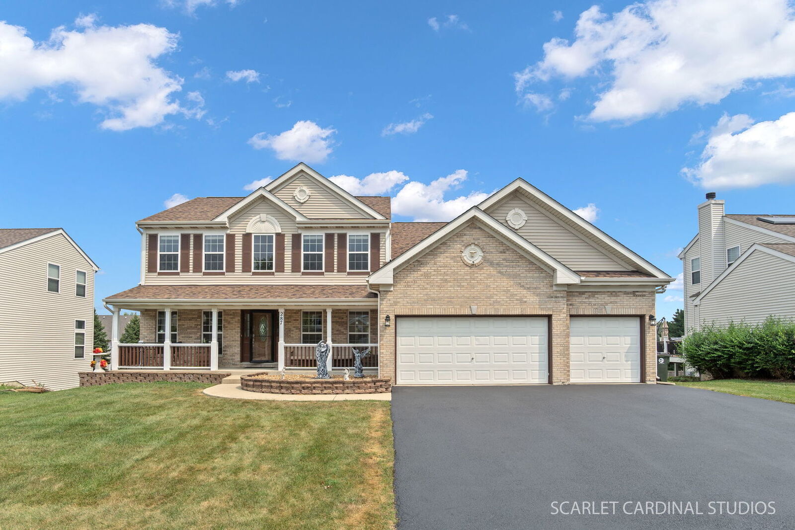 Property Photo:  287 Walsh Circle  IL 60560 