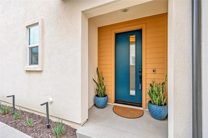Property Photo: 1306 Roots Way CA 92694