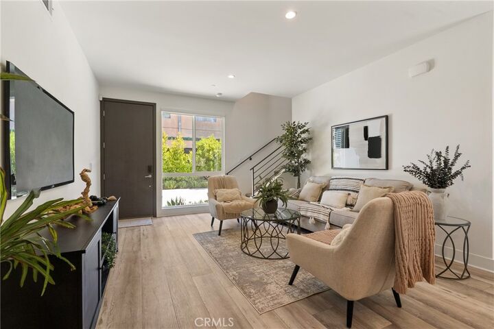 Property Photo:  730 Lynn Court  CA 92627 