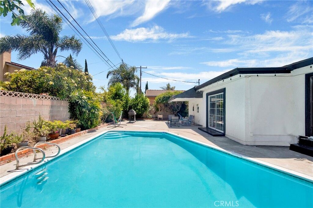 Property Photo: 10236 Mattock Avenue CA 90241