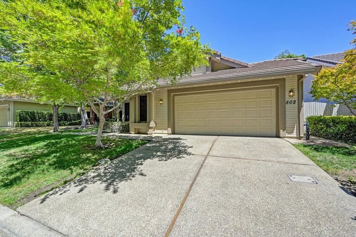 Property Photo:  502 Bedford Court  CA 95661 