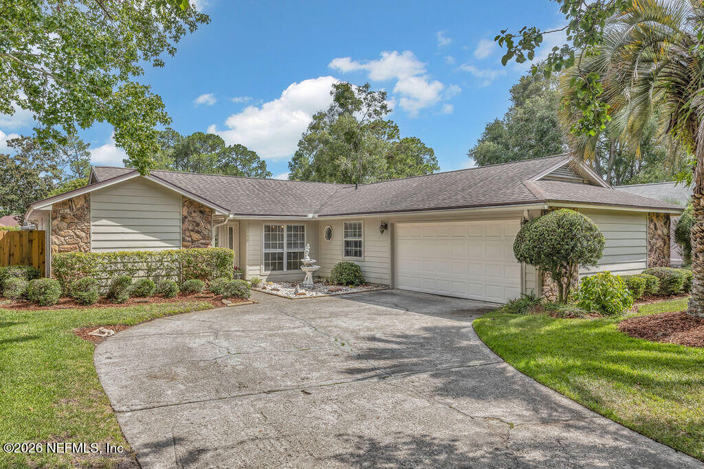 Property Photo: 3386 Sarah Spaulding Drive FL 32223