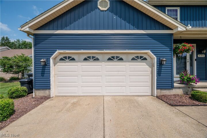 Property Photo:  4190 Timberbrook Drive  OH 44406 