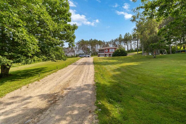 274 Mullock Road — photo 1