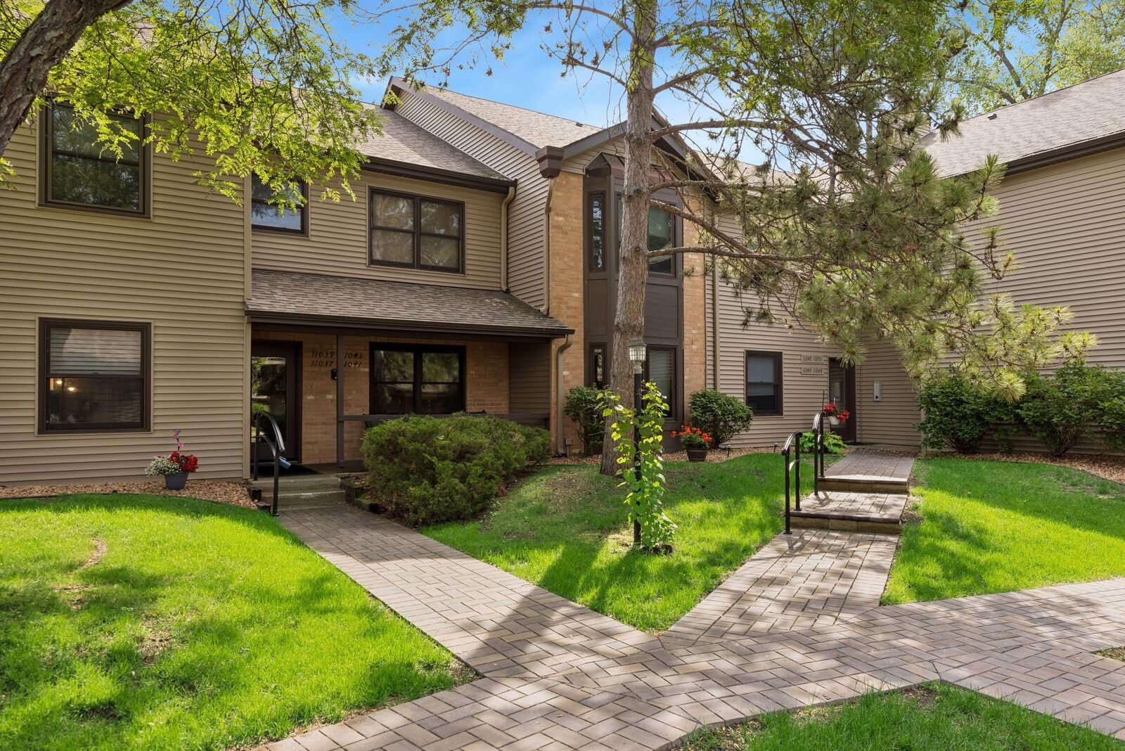 Property Photo: 11041 Oregon Circle 53 MN 55438