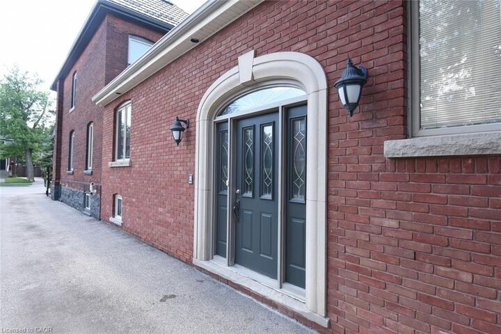 Property Photo: 506 Aberdeen Avenue ON L8P 2S2