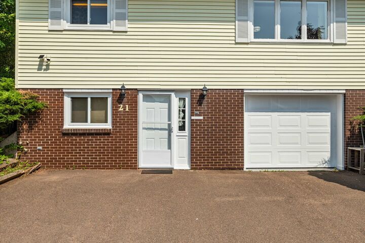 Property Photo: 21 Kirkwood Drive PE C1A 2T4