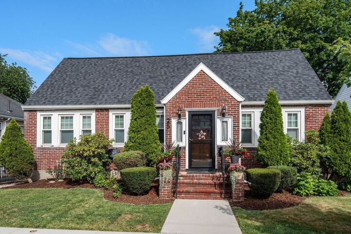 Property Photo: 25 Piermont St MA 02472