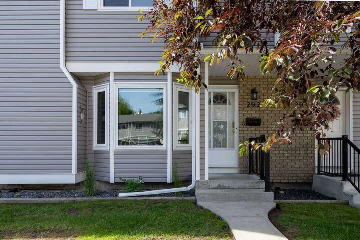 Property Photo:  292 Cedarwood Park SW  AB T2W 5X6 