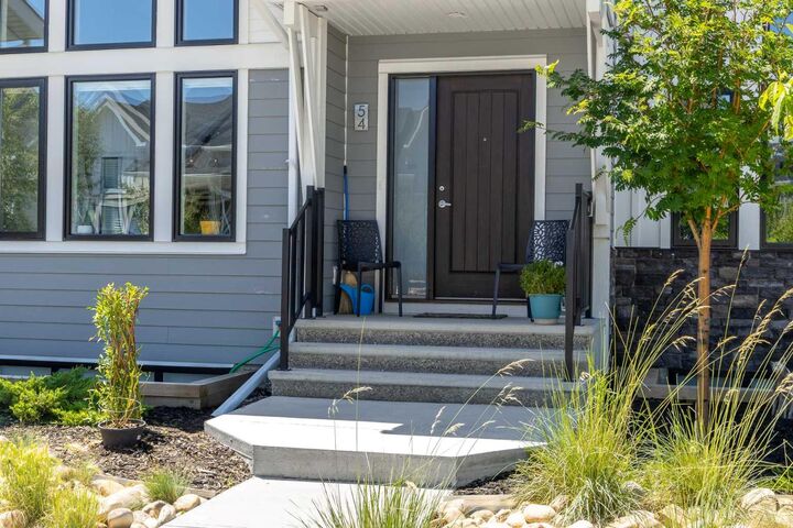 Property Photo:  54 Iris Crescent  AB T1S 5V6 