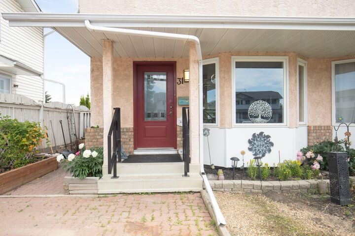Property Photo:  31 Kirsch Close  AB T4P 3M5 