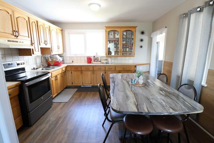 Property Photo: 5319 45 Ave AB T1G 1B4
