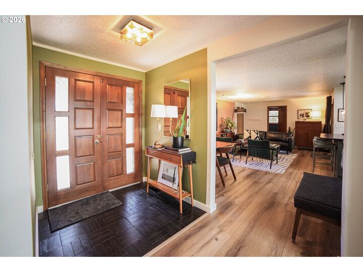 Property Photo:  10310 SE 14th Cir  WA 98664 