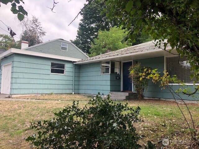Property Photo:  5518  25th Avenue NE  WA 98105 