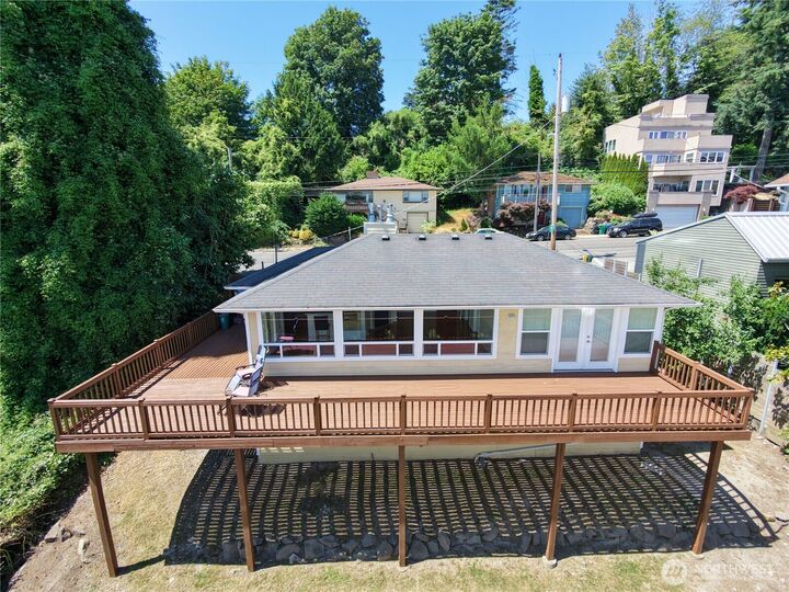 Property Photo: 722 S 31st Avenue WA 98144