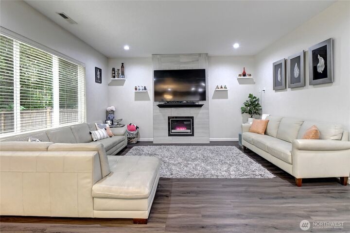 Property Photo:  3409  177th Place SE  WA 98012 