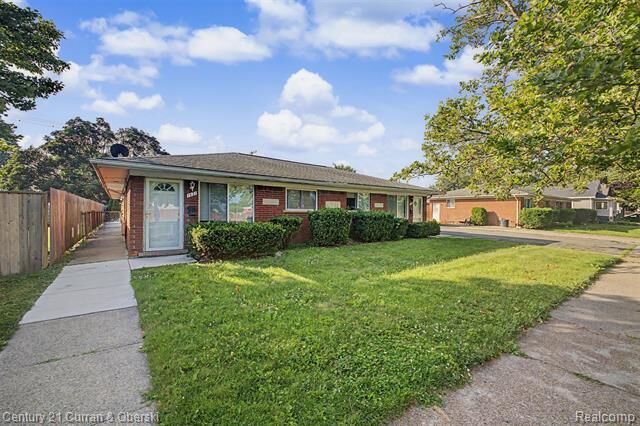 Property Photo: 1521 Electric Avenue MI 48146