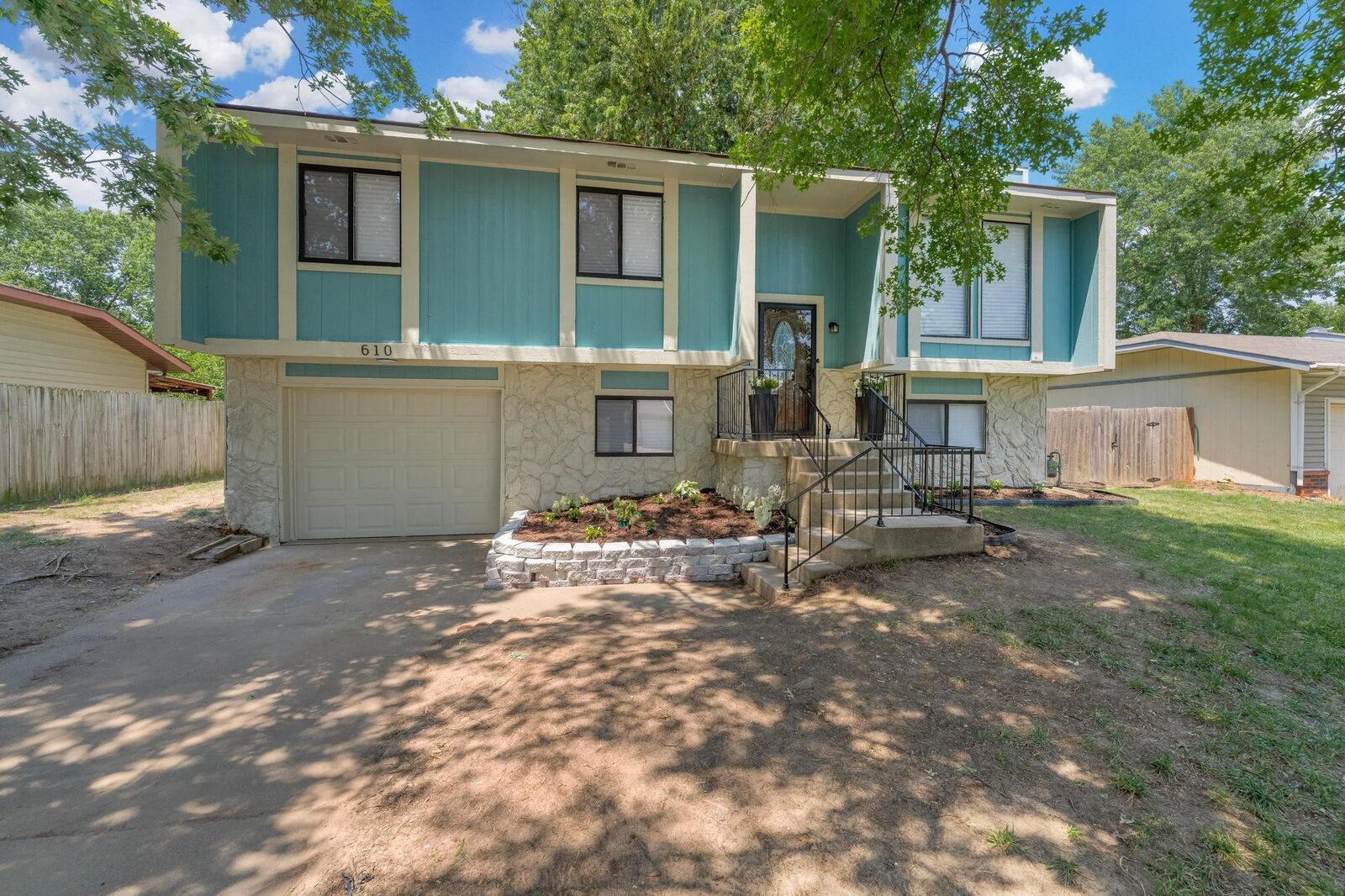 Property Photo:  610 E Campus St  KS 67216 