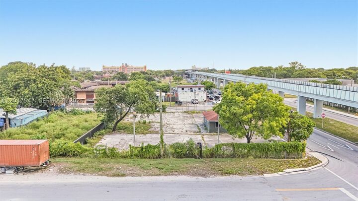Property Photo: 6801 NW 27th Ave FL 33147