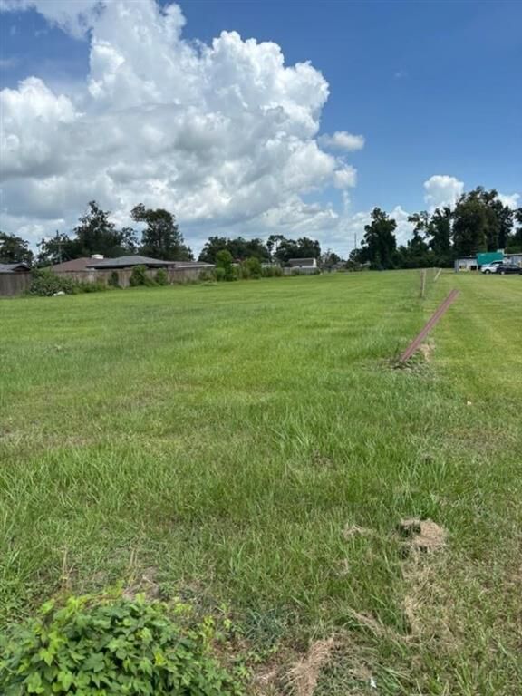 Property Photo: 3908 Maplewood Street LA 70663