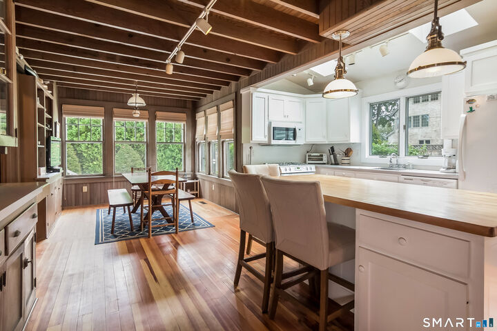 Property Photo: 15 Willard Avenue CT 06443