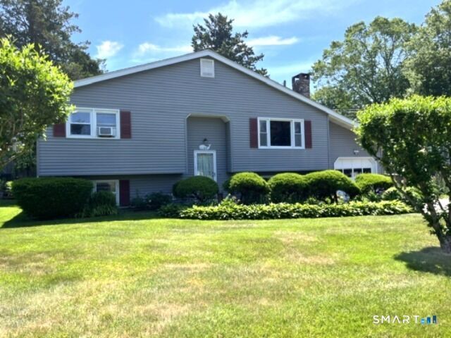 Property Photo:  122 Black Point Road  CT 06357 