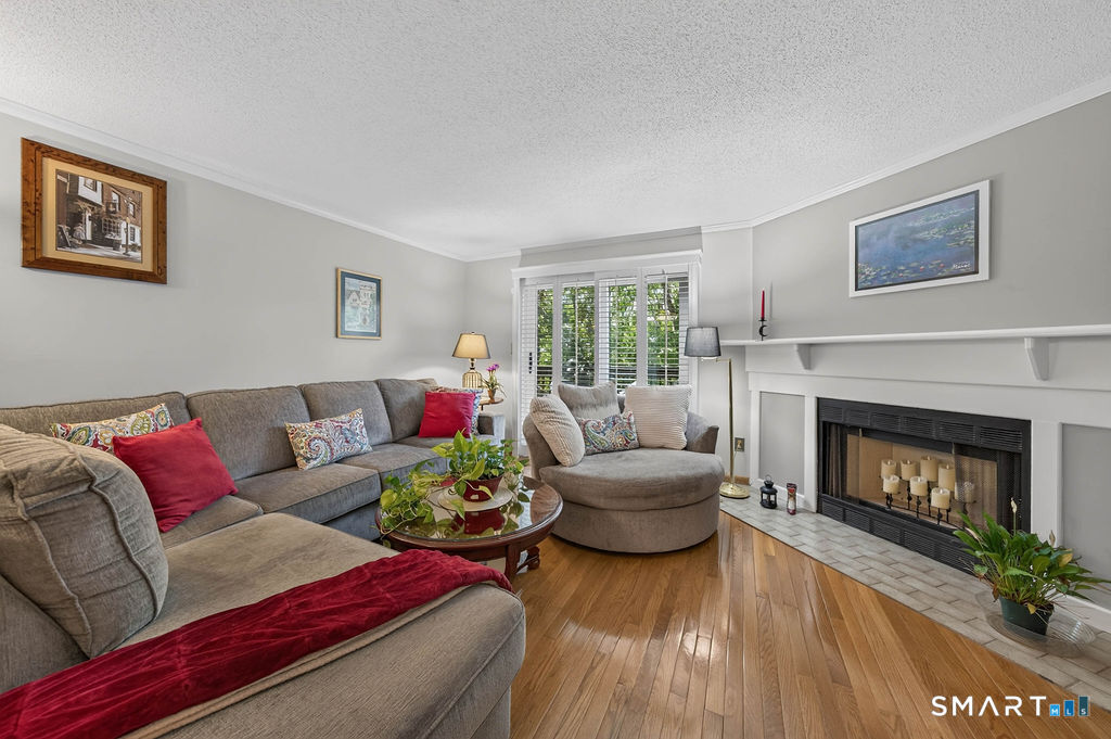 Property Photo: 40 Foxon Hill Road L47 CT 06513