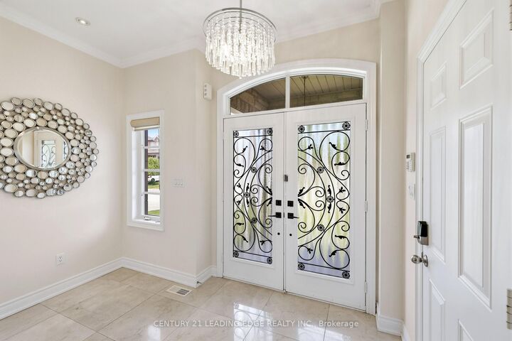 Photo de la propriété: 1632 Barbertown Road ON L5M 6J2