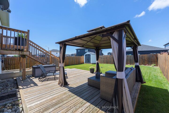 Property Photo:  50 Potter Drive  ON K0H 2H0 