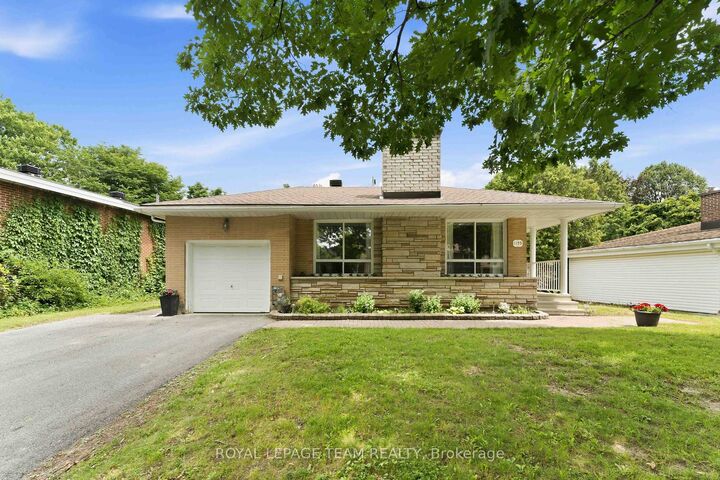 1155 Agincourt Road — photo 1