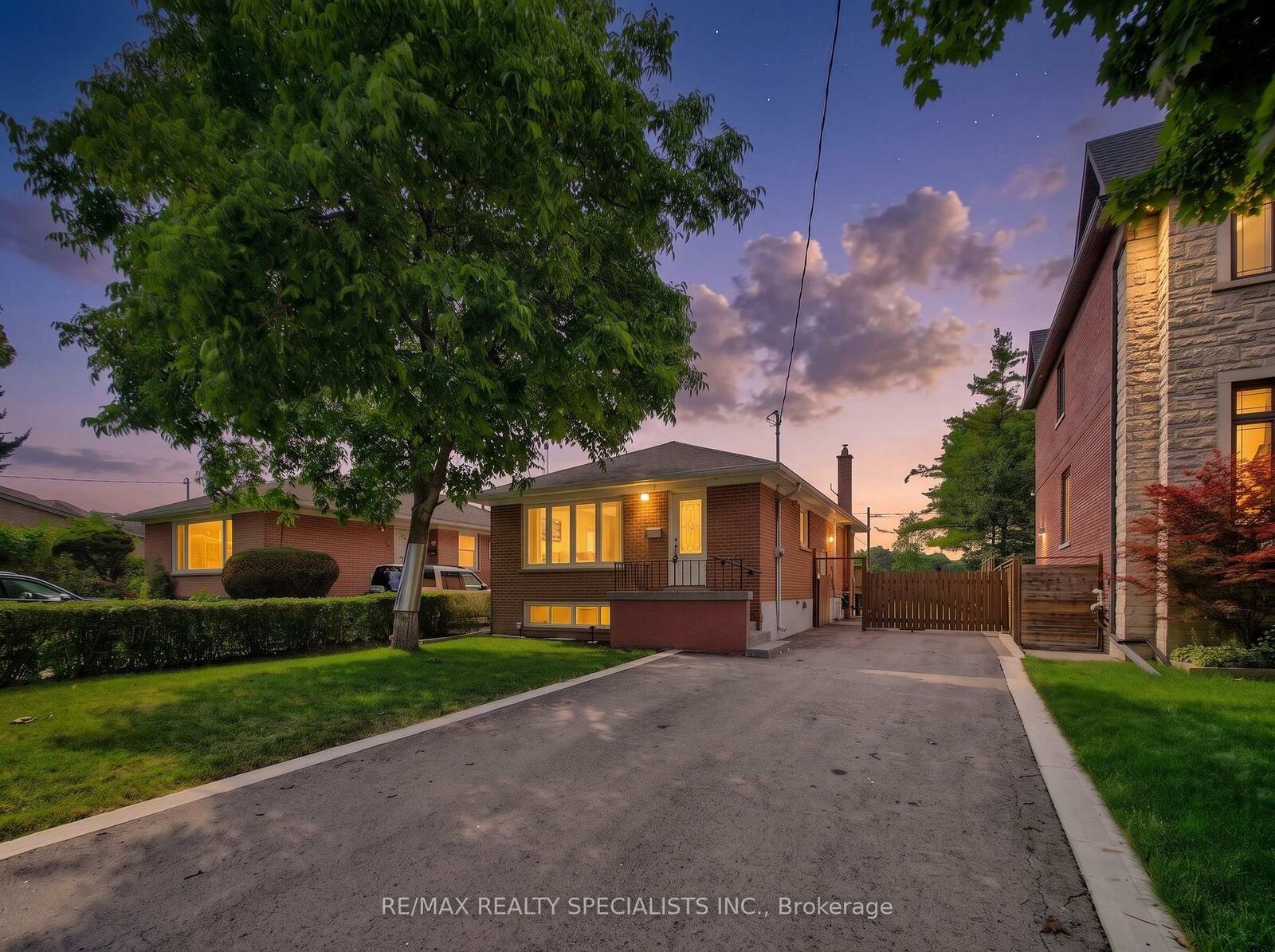 Property Photo:  94 Eringate Drive  ON M9C 3Z6 