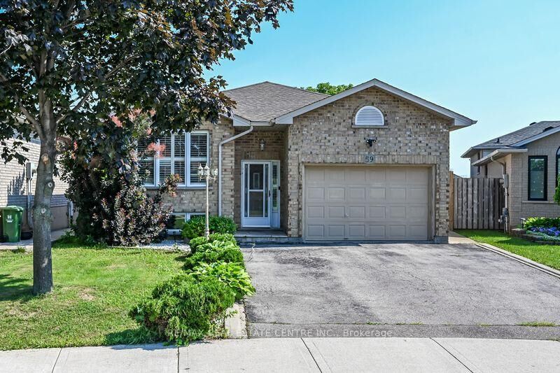 Photo de la propriété:  59 Colin Crescent Lower Unit  ON L9A 5H8 