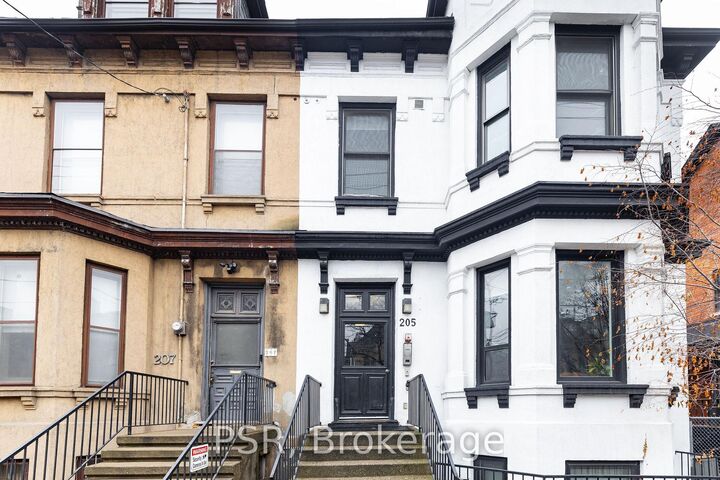 Property Photo: 205 Gerrard Street E 3 ON M5A 2E7