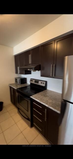 Property Photo:  70 Town Centre Court Ph3406  ON M1P 0B2 