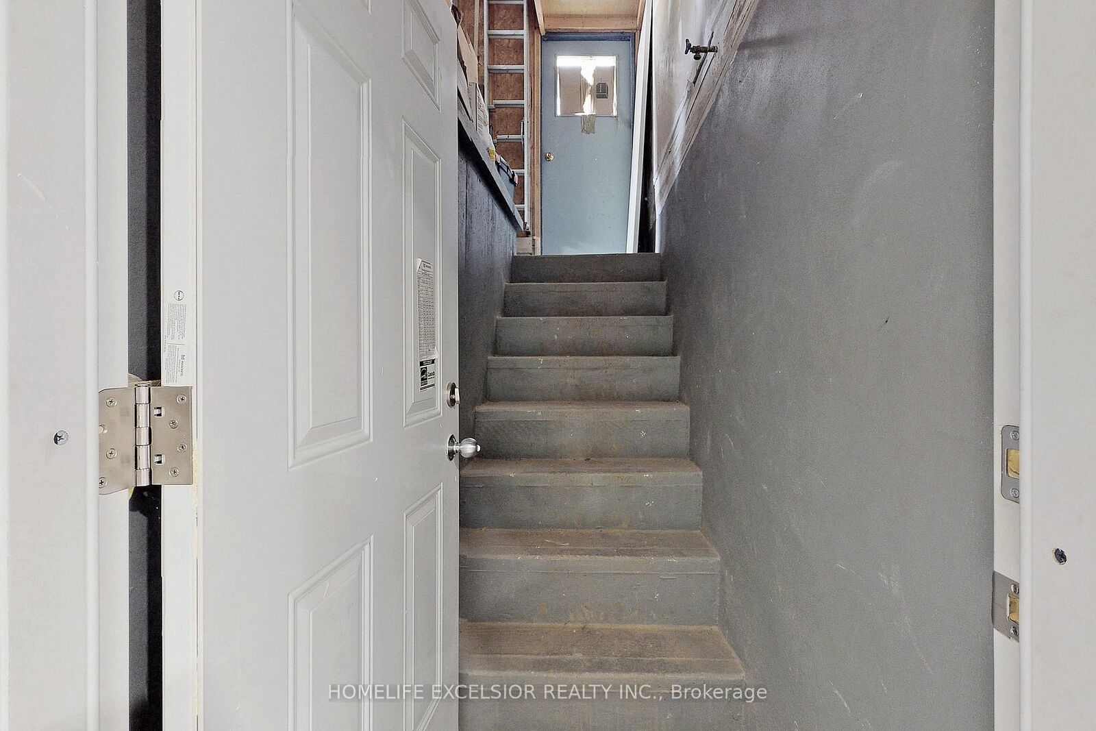 Property Photo:  103 Cardinal Street  ON L4M 6G1 