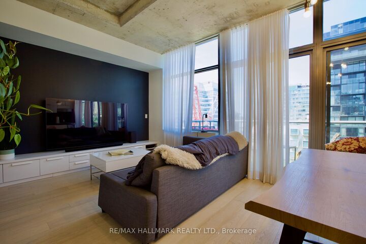 Property Photo:  55 Stewart Street 1010  ON M5V 2V1 