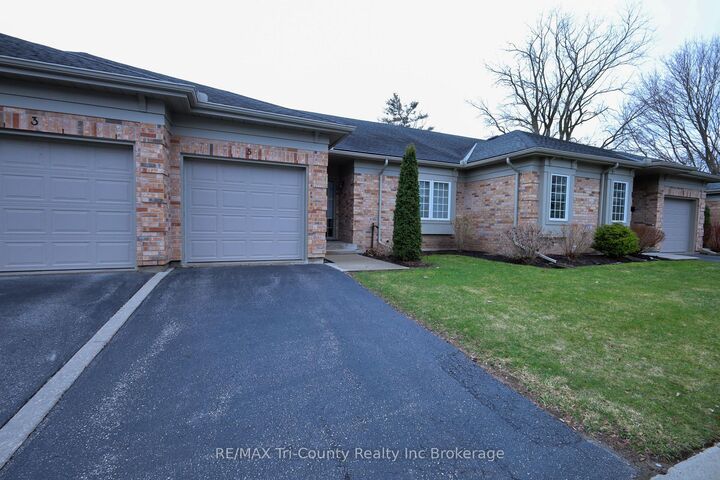 Property Photo: 87 King Street W Unit 5 ON N4G 5V1
