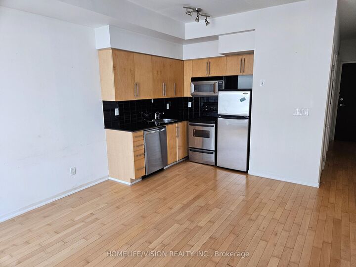 Property Photo:  231 Fort York Boulevard 816  ON M5V 1B2 