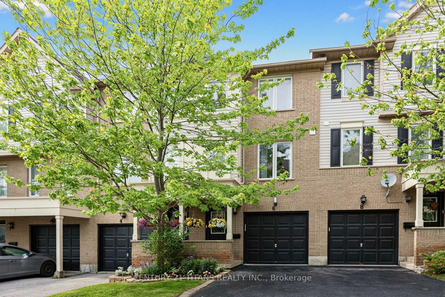 Property Photo:  6 McGonigal Lane  ON L1T 4G9 