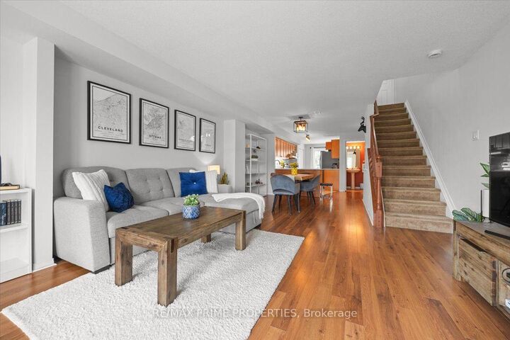 Property Photo:  793 Longfields Drive  ON K2J 5N2 