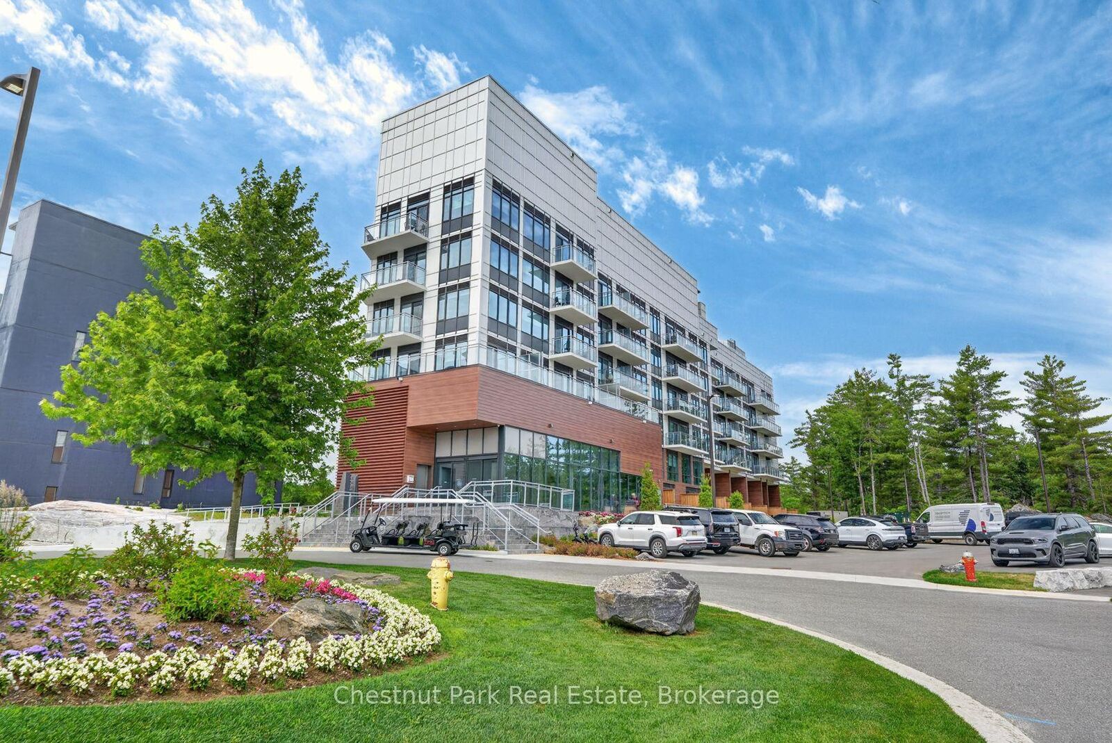 Property Photo:  100 Carrick Trail #106  ON P1P 0J5 